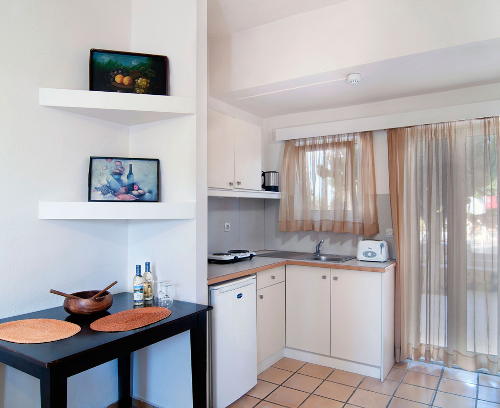 Ourania Apartments One Bedroom Apartment 3