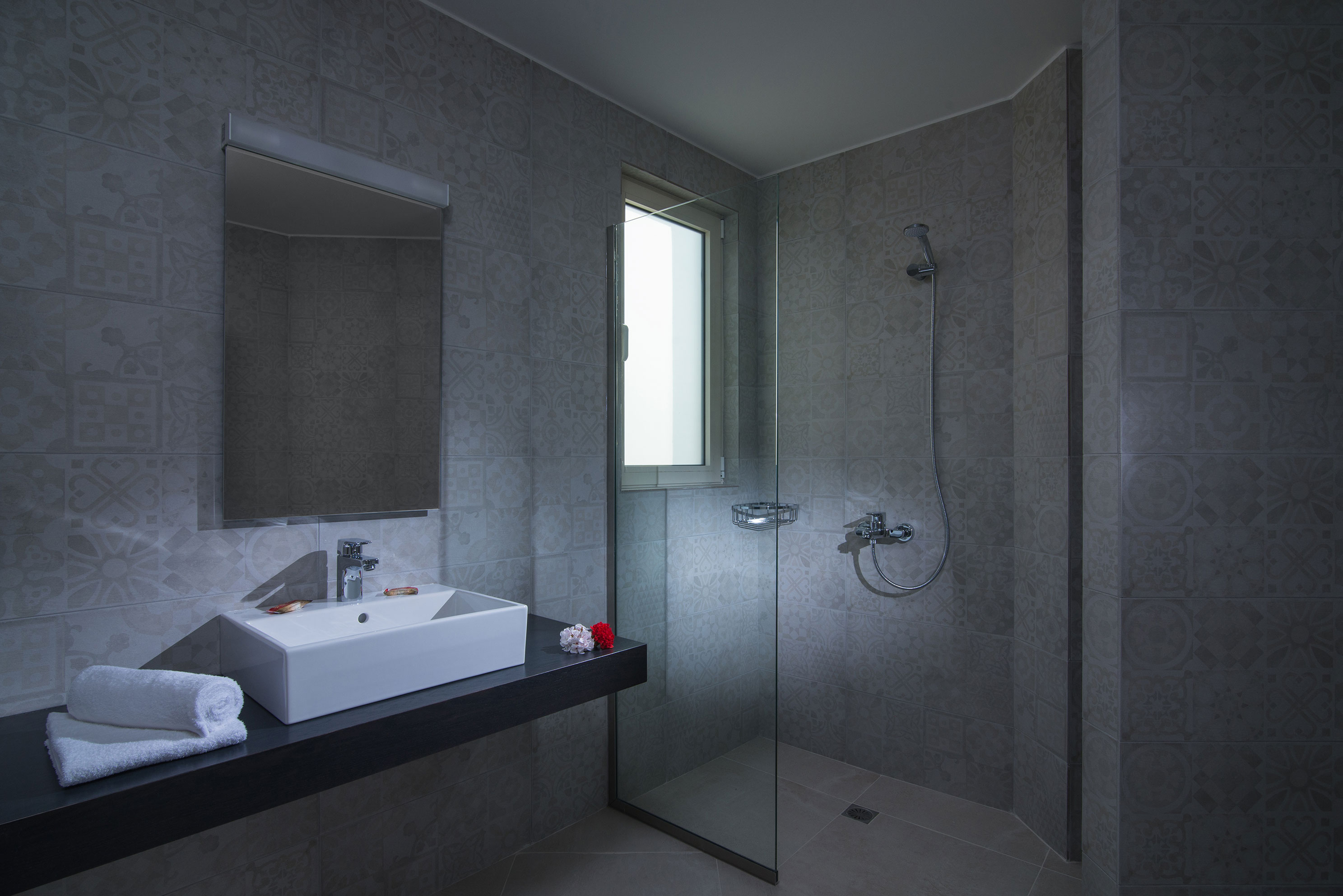 Ourania Apartments - Superior Studio - Bathroom